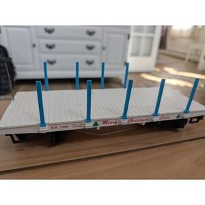 Lionel-G Scale-Merry Christmas Lines- Stake Flat Car N.P. 7508